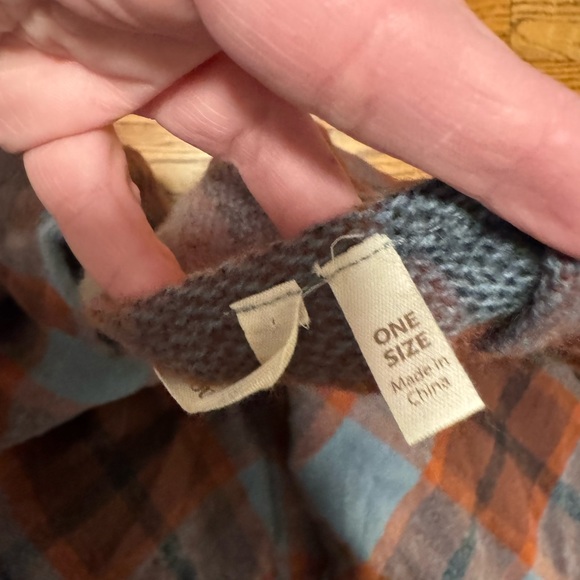 Soft Surroundings Checkmate Plaid Poncho Shawl Fringe Hem One Size - Picture 3 of 3